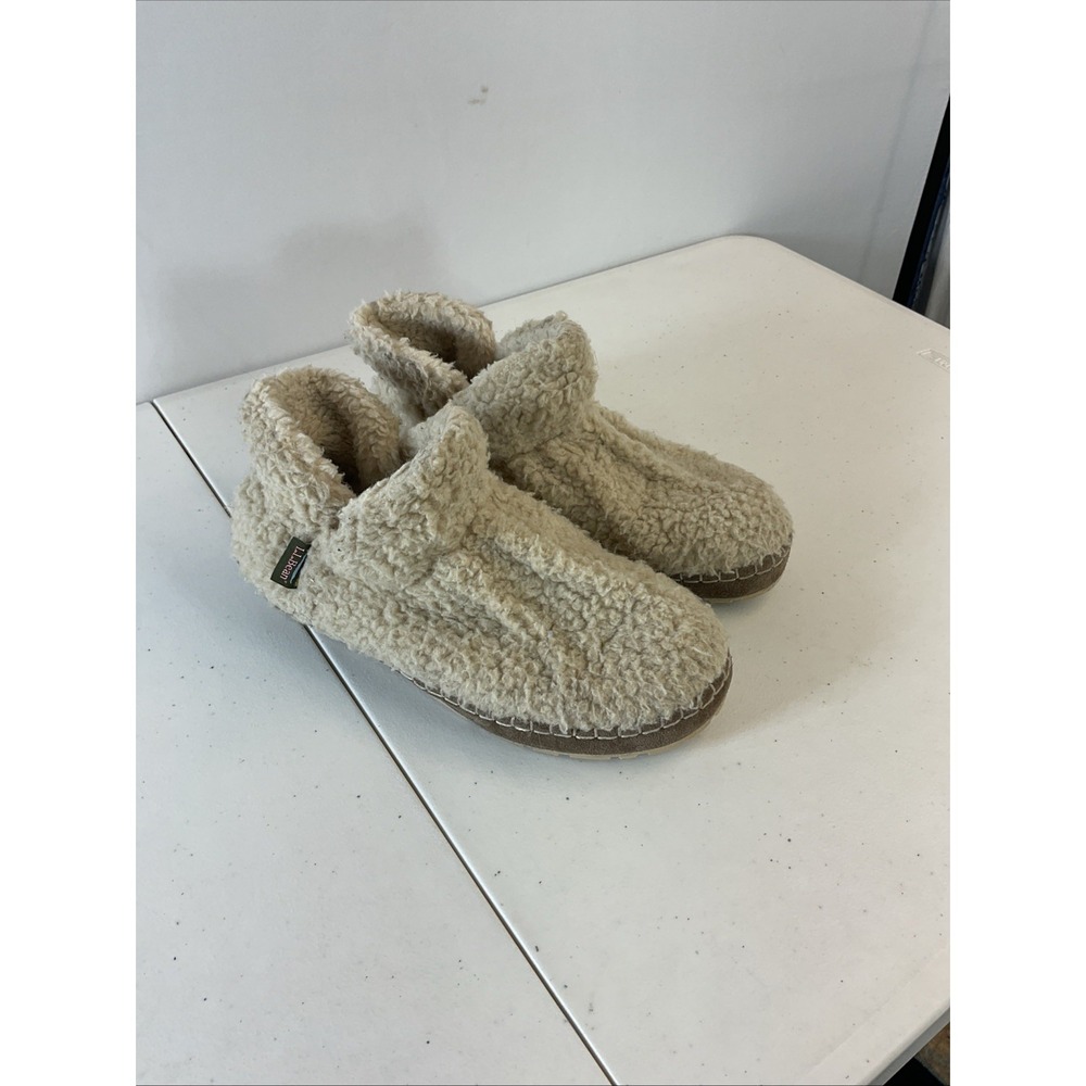 Ll Bean cozy Womens size 8 M  beige slip‎ on fleece pile comfort slippers cabin